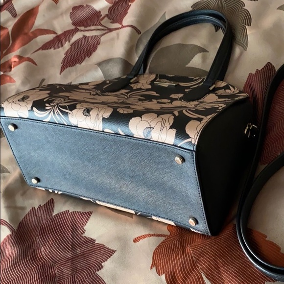 Kate Spade Handbag !! trading with Melissa !! - Picture 10 of 13